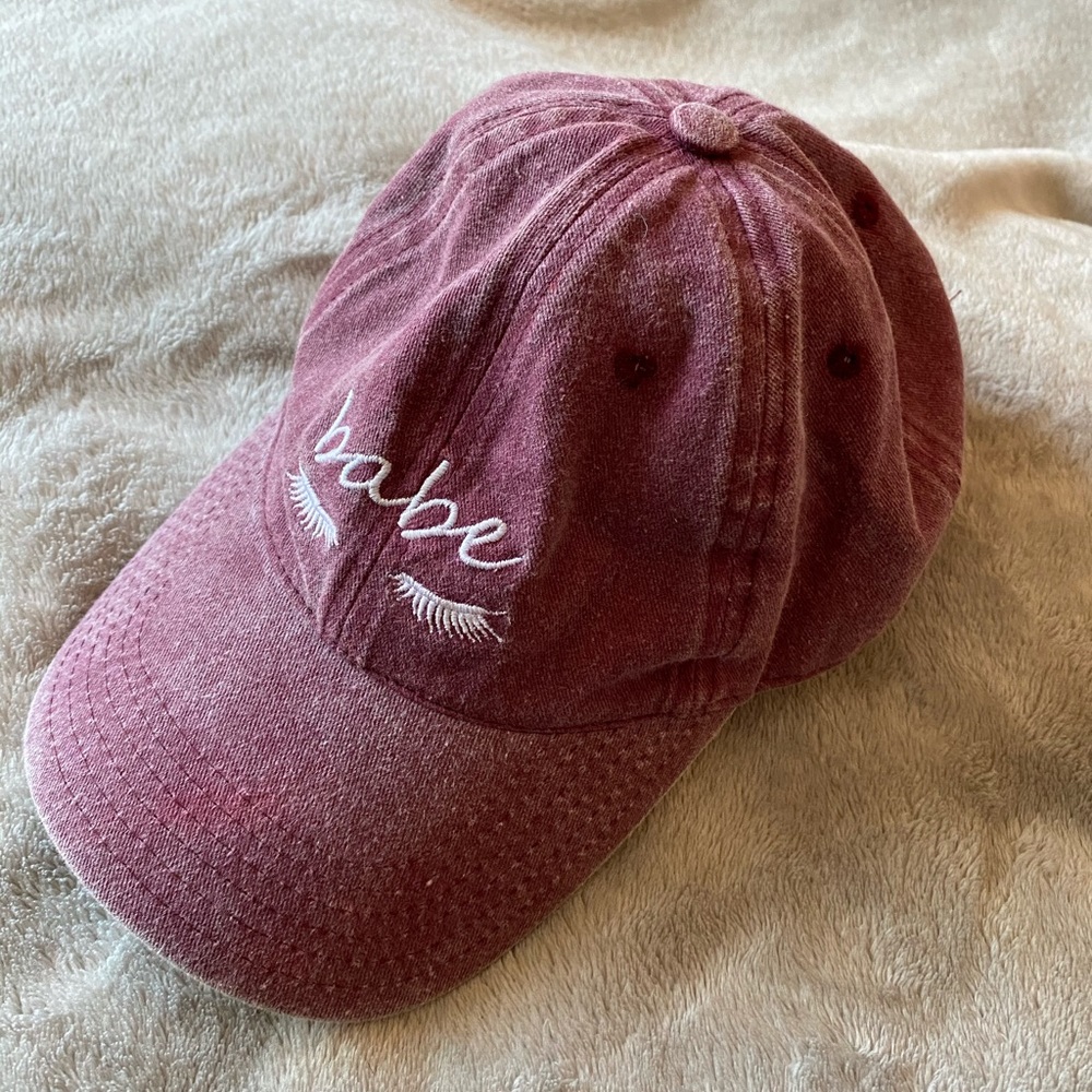 Maroon “babe” hat women’s one size
